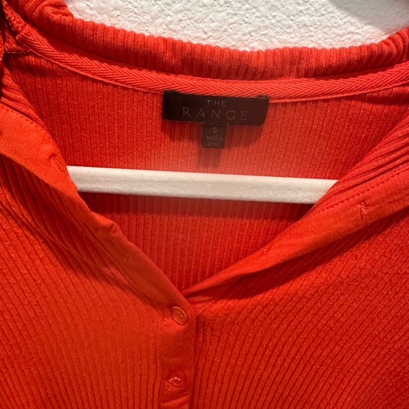 The Range Cropped Buttondown Turtleneck - Picture 5 of 5